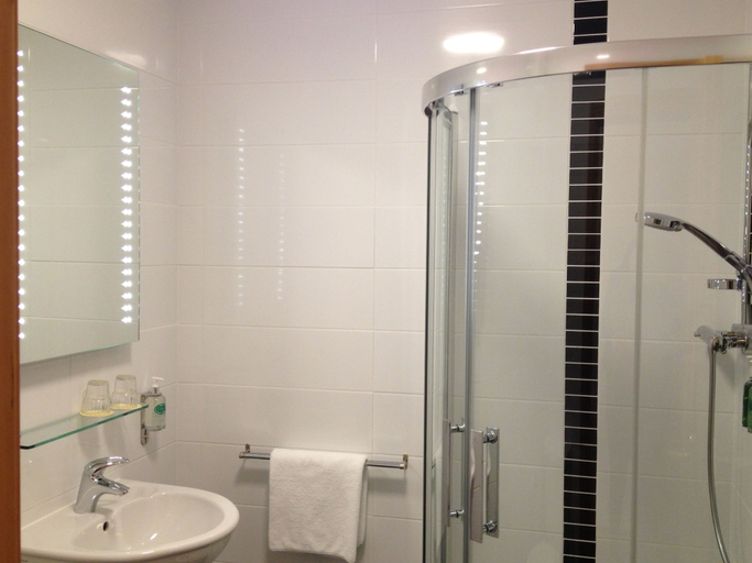Bathroom 4, Villa Rose Hotel & Spa
