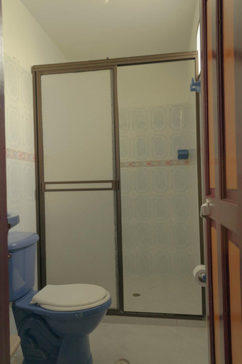 Bathroom 2, Hotel Felicina, Jericó