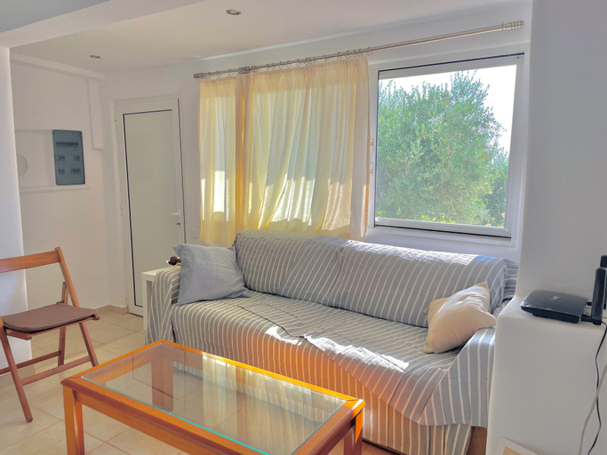 Others 5, Gorgeous White Marsis Apartment in Paros, South Aegean
