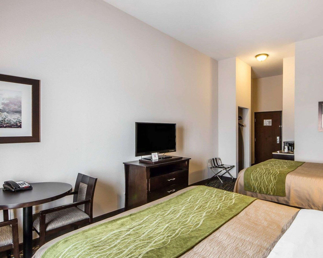 Bedroom 4, Comfort Inn & Suites Alva, Woods