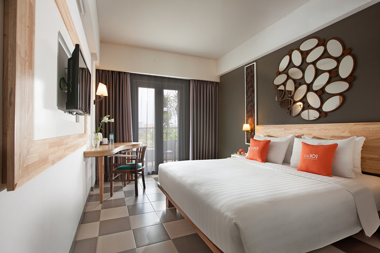 Bedroom 30