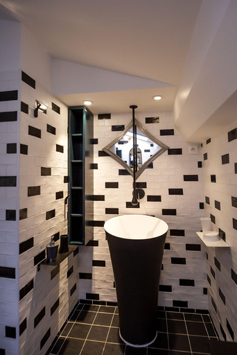 Bathroom 3, Le Moulin de Figari, Corse-du-Sud