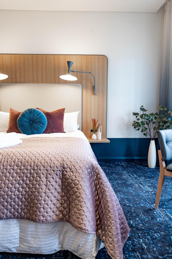 Bedroom 17