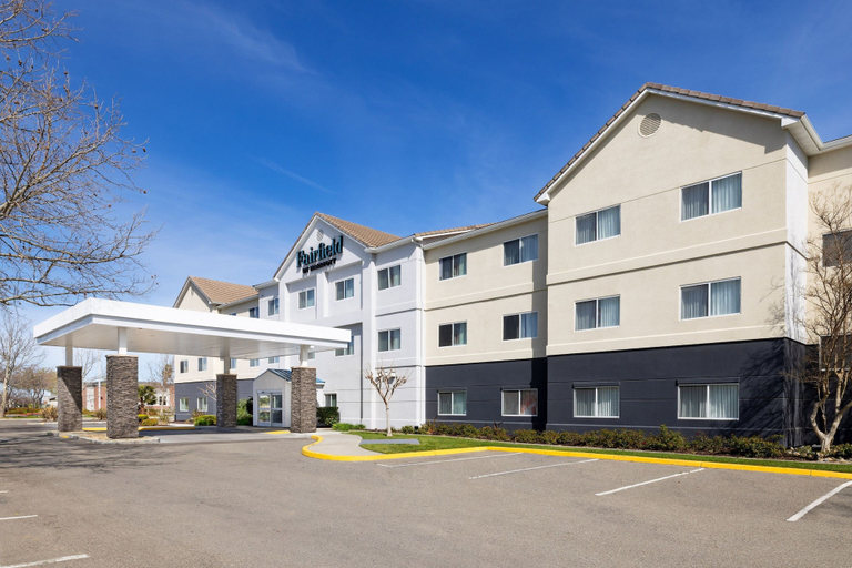 Exterior & Views 2, Fairfield Inn by Marriott Tracy, San Joaquin