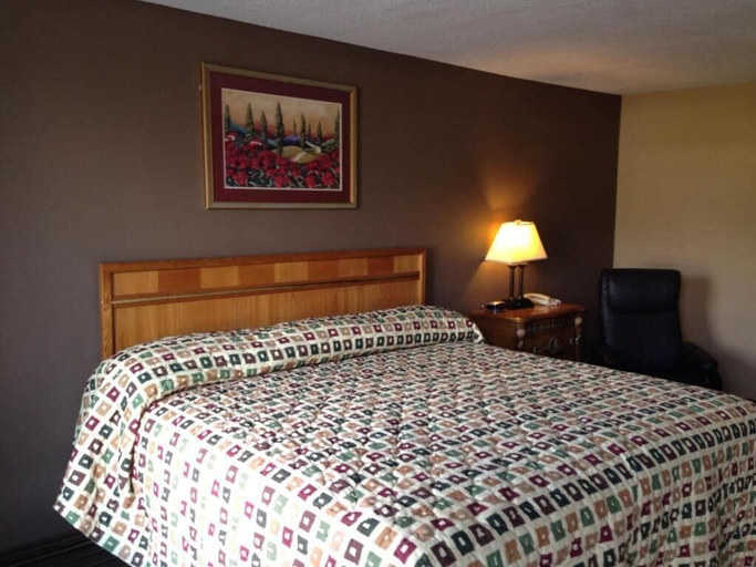 Bedroom 5, Country Inn Motel Vivian, Caddo