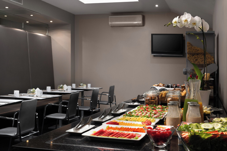 Food & Drinks 5, Exe Suites Reforma, Mexico City