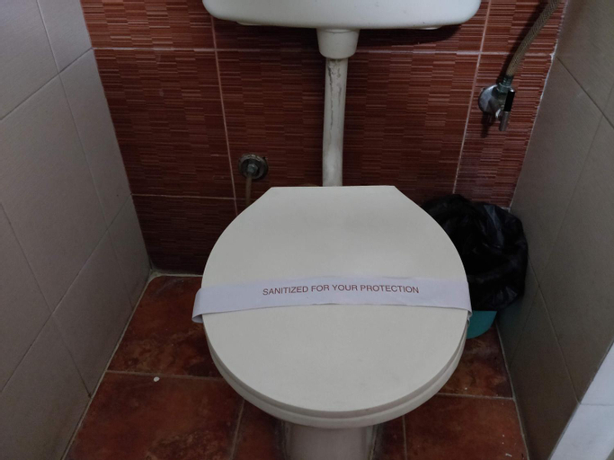 Bathroom 4