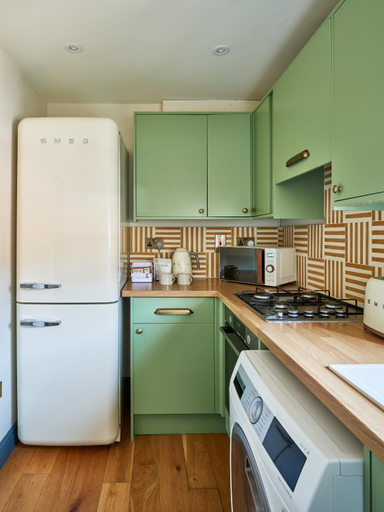 Others 4, Townhouse Suites- Abbey Row, Wiltshire