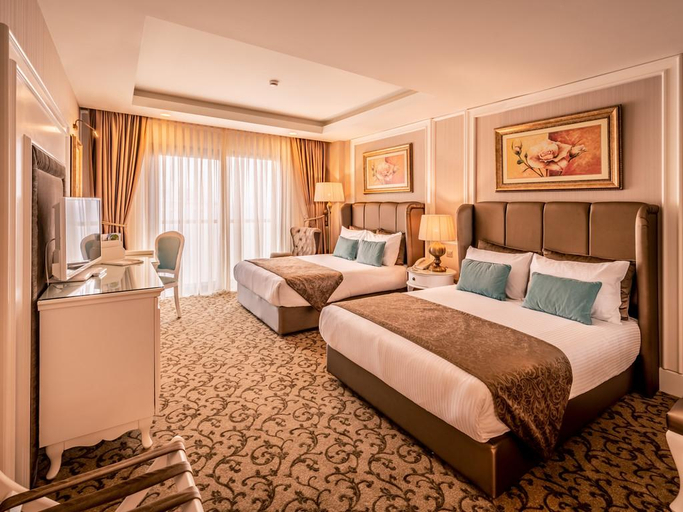 Bedroom 2, Vuni Palace Hotel