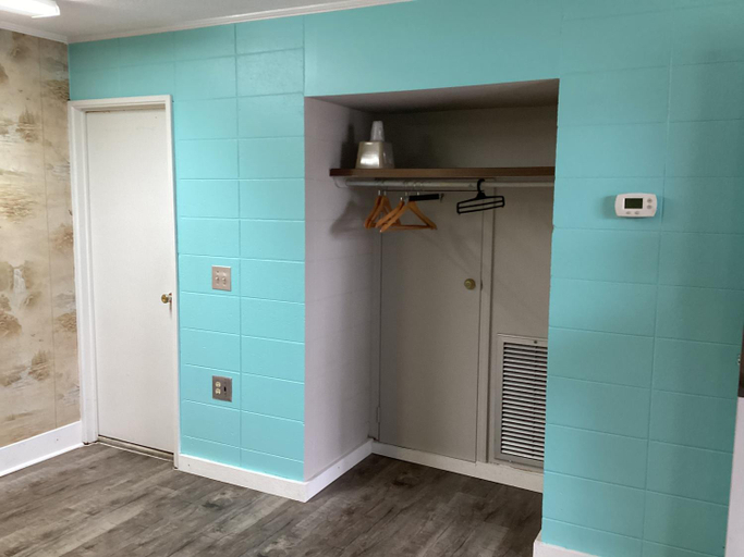 4, Pinelodge Motel, Appling