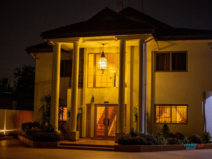 Others 4, Oak Plaza Hotel East Legon, Accra