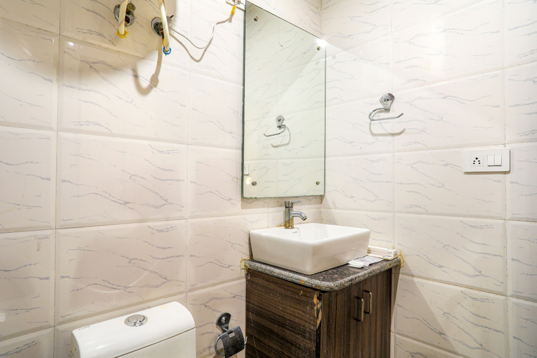 Bathroom 4, The Ansal, Gautam Buddha Nagar