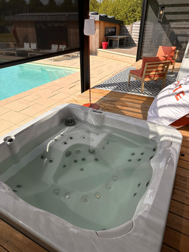 Swimming Pool 6