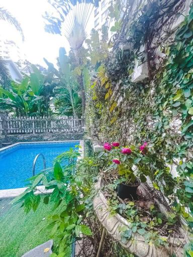 Swimming Pool 10