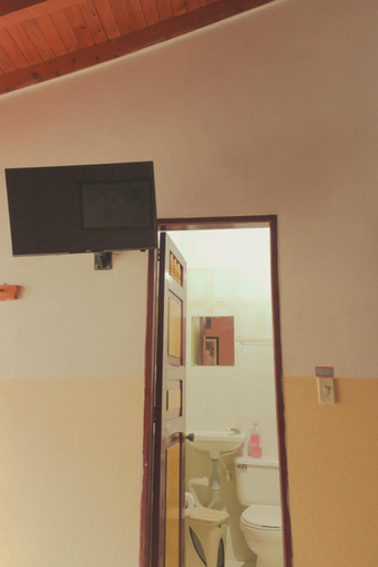 Others 4, Hotel Felicina, Jericó