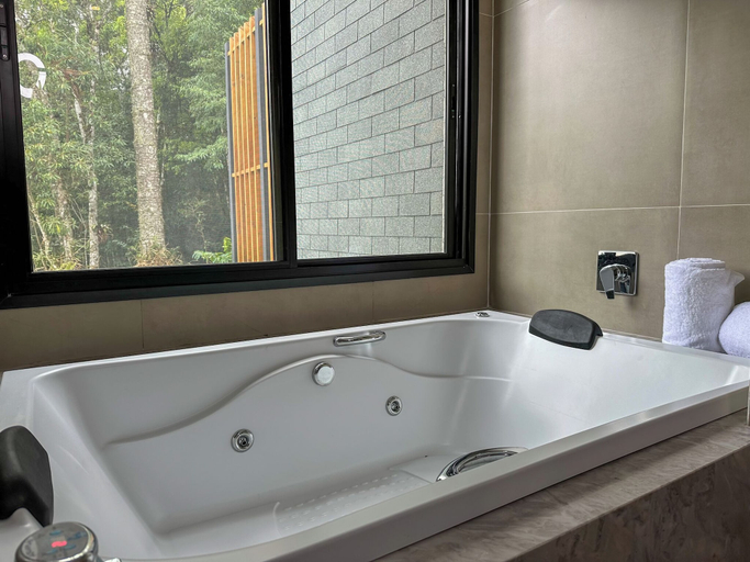 Bathroom 3, Hotel Boutique Vinícola Araucária by Slaviero Hotéis, São José dos Pinhais