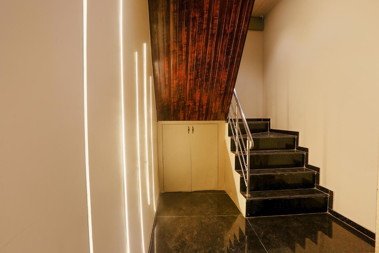 Public Area 2, Fabhotel Prime Land, Mumbai City