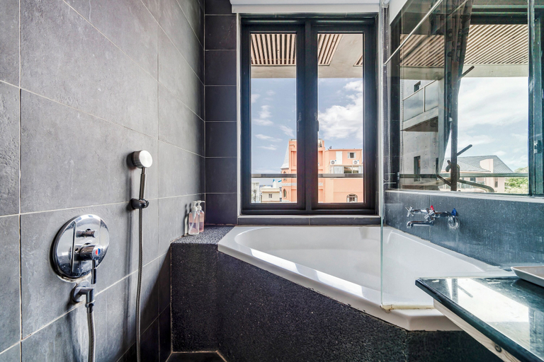 Bathroom 4, Inn Harajuku, Pingtung
