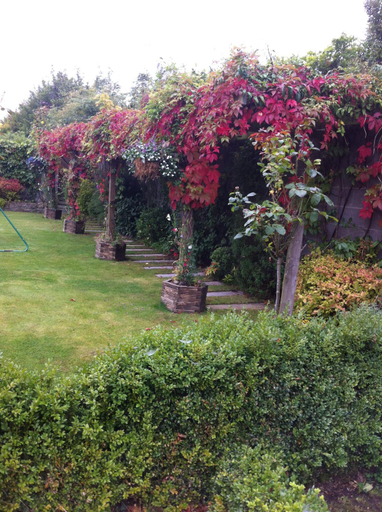 Others 2, Knightsbrook Guesthouse
