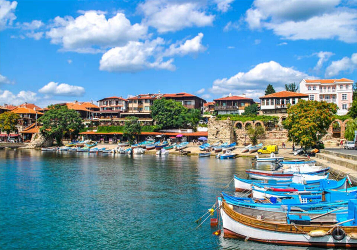 Exterior & Views 2, Apartment - Sleeps 4 & Free Parking, Nesebar