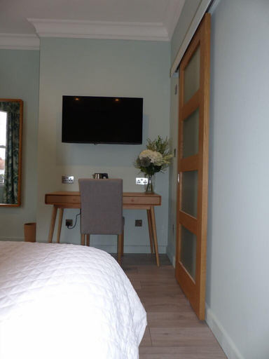 Bedroom 2, Hamilton Court, Cheshire West and Chester