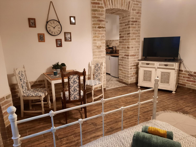 Others 3, Kuria Apartman Budapest with free parking, Budapesti