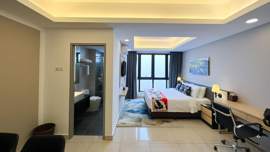 Bedroom 13