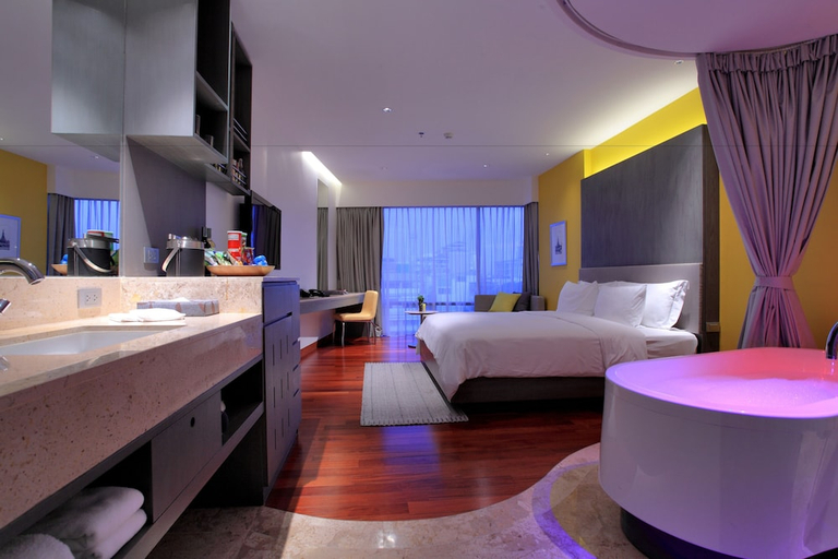 Bedroom 3, Lit Bangkok Hotel, Pathum Wan