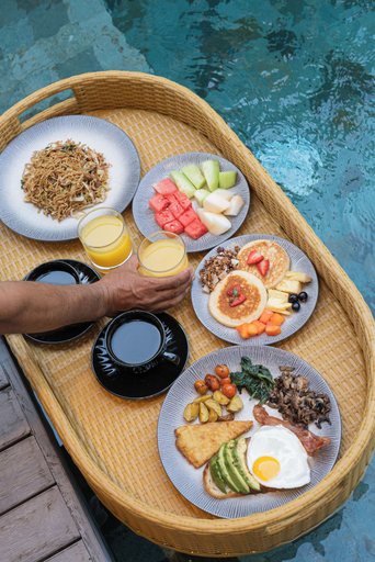 Food & Drinks 5, Villa Casa Wins, Badung