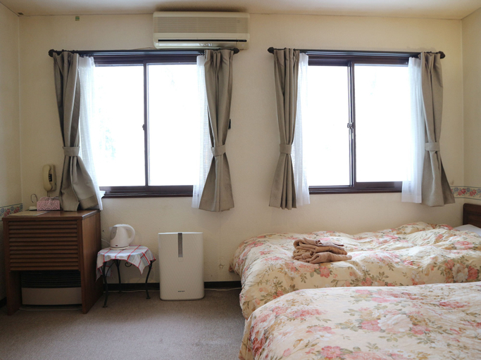 Bedroom 2, OberGurgl, Hakuba