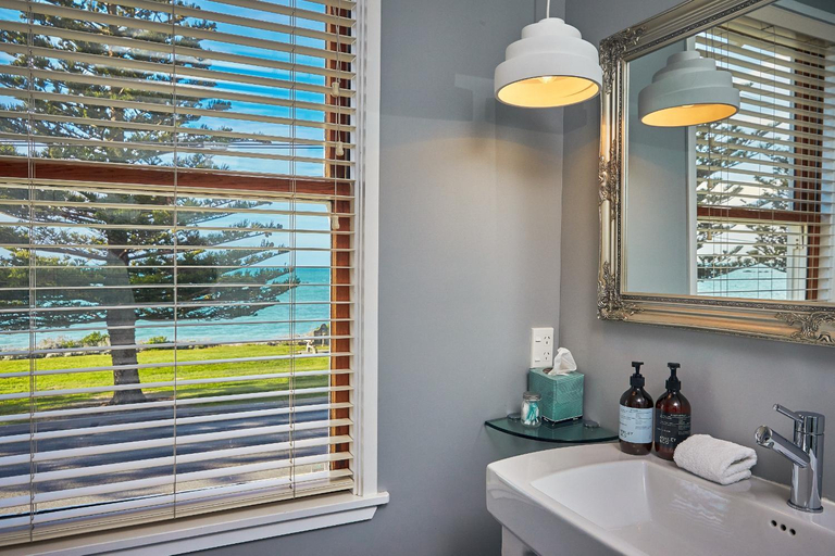 Bathroom 3, Boutique Hotel Kaikoura, Kaikoura