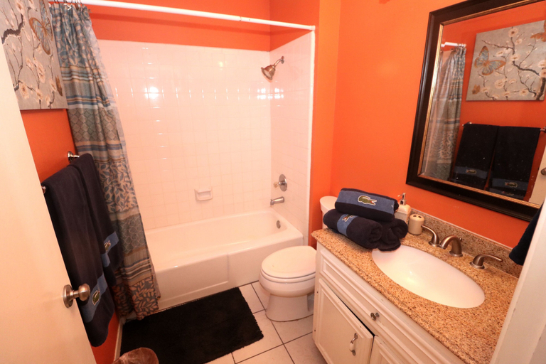 Bathroom, The Dunes Condominiums by Cheap Getaway, Cameron