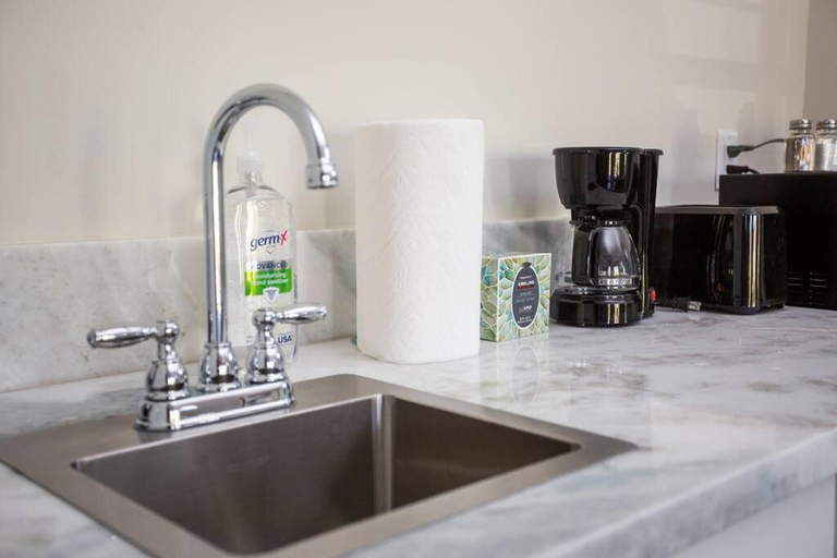 Others 4, Spacious Studio with Incredible Balboa Park View, San Diego