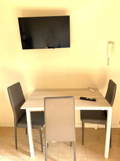 Others 5, Apartment in Villa Milano, Milano
