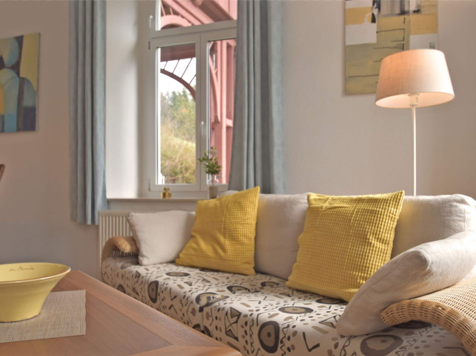 Others 5, Sunny Escape in Borstendorf, Erzgebirgskreis