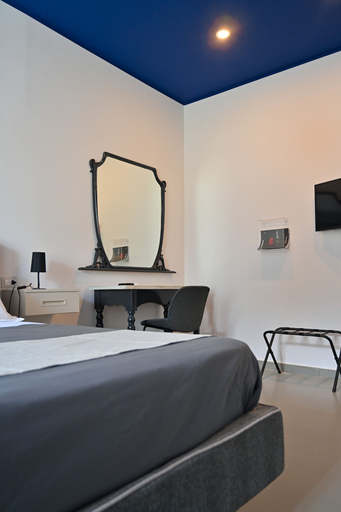Bedroom 5, Ghe Kale' Resort, Napoli