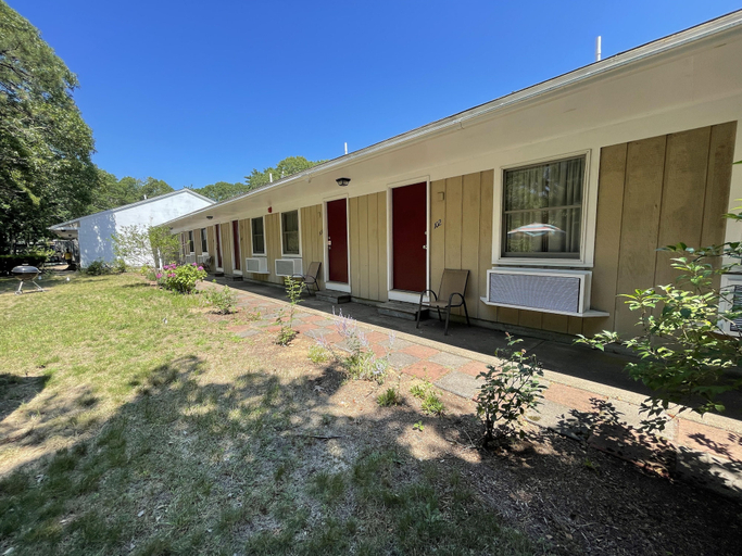 Exterior & Views 2, Viking Shores Motor Inn, Barnstable