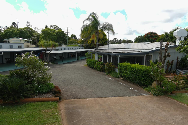 Y Motels Yarraman, Rosalie - Pt B