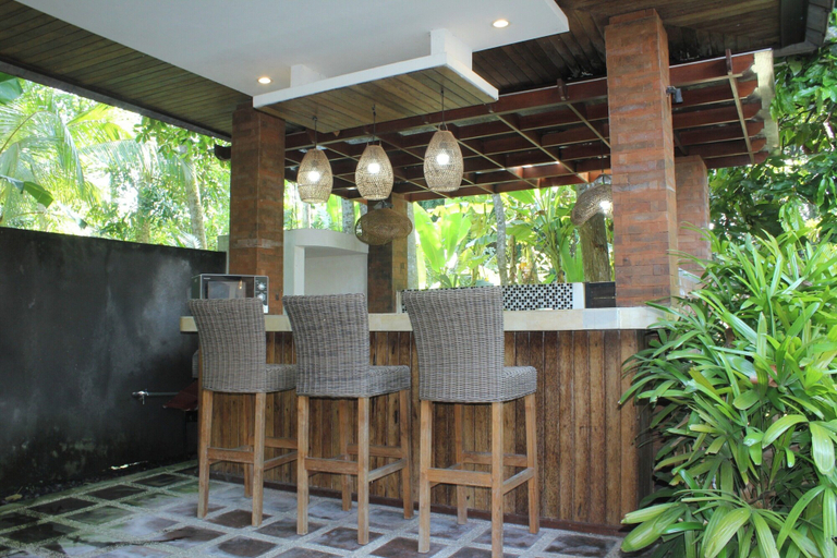 Food & Drinks 5, Belvilla Dhyana Kutir Seseh Beach, Tabanan