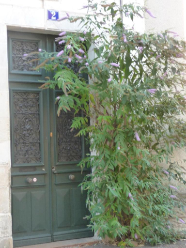 Others 5, 2 DESCARTES, Sarthe
