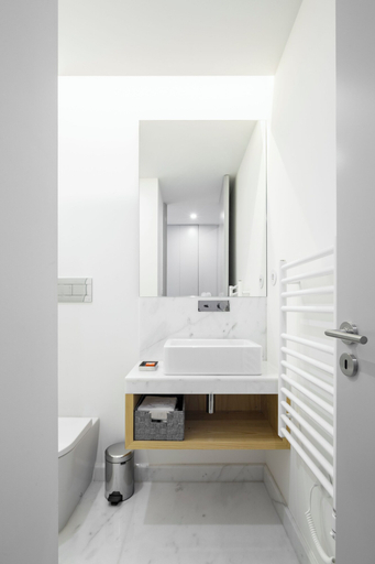 Bathroom 3, Thomaz Palace, Porto