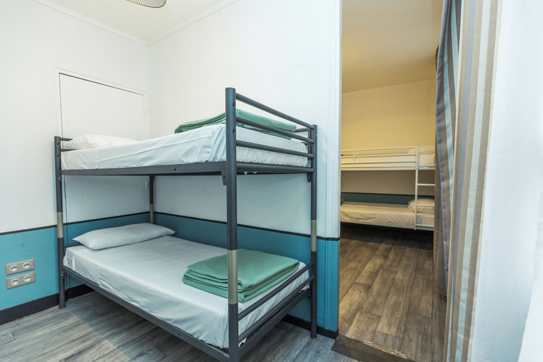Bedroom 4, Young & Happy Latin Quarter by Hiphophostels, Paris