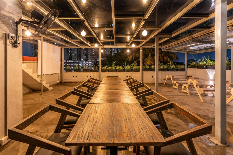 Food & Drinks 3, Gentz Residency & Restaurant, Thimbirigasyaya