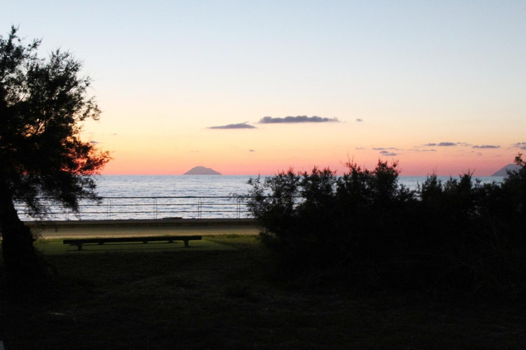 Others 3, 90 secondi dal letto al mare, Messina