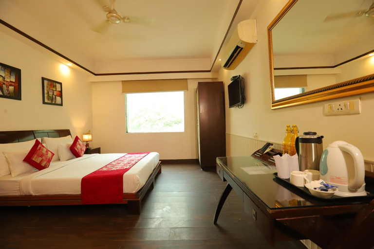 Bedroom 2, The Picasso Residency - Naraina New Delhi, West