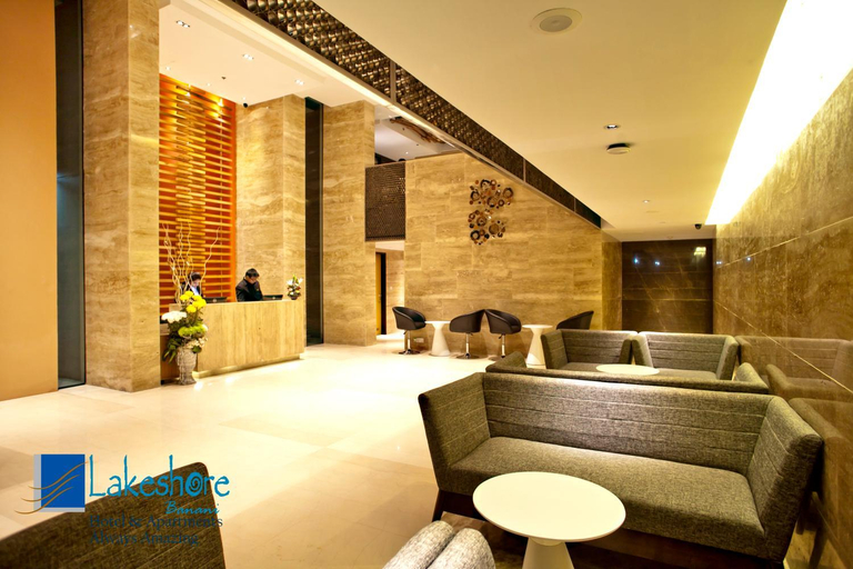 Public Area 3, Lakeshore Banani, Dhaka