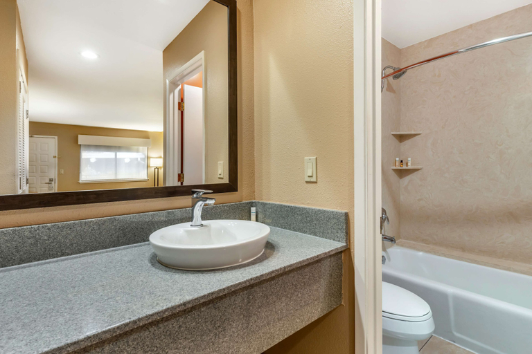 Bathroom 4, Best Western Plus Inn Scotts Valley, Santa Cruz