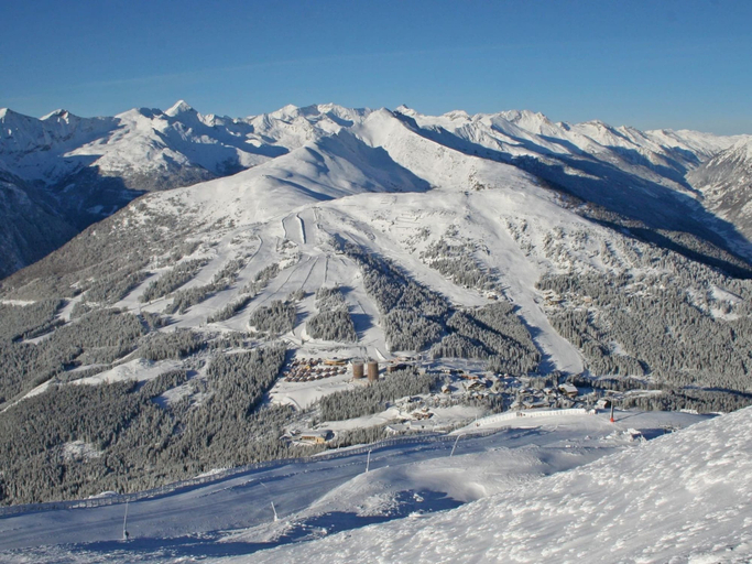 Others 4, Chalet in Mauterndorf near Ski Lift, Tamsweg