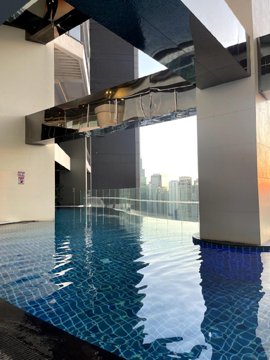 Sport & Beauty 4, Cozy & Spacious 2BR Penthouse in Makati, Makati City