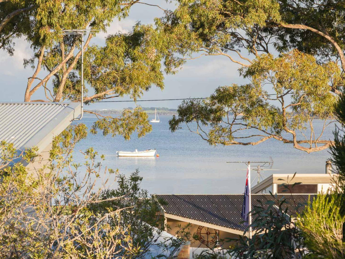 Others 1, Sky Mirror Cottage, Bass Coast  - Phillip Is.